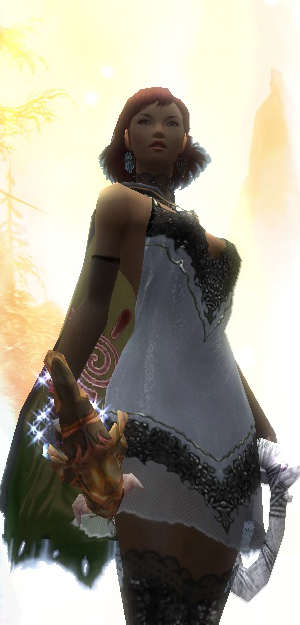 Diadema Setosum in her white Elite Enchanter armor.