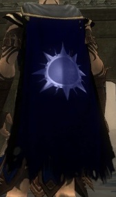File:Guild The Pathwalkers cape.jpg
