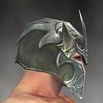 Warrior Elite Templar armor m gray right head.jpg